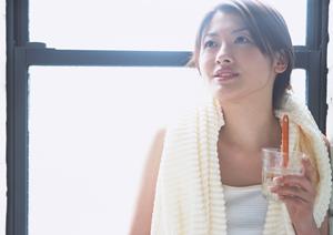 辛い肩こりにお灸治療でリラックス