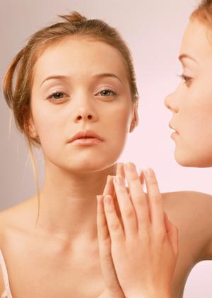 あらゆる不調に効果的なへそ温灸を簡単に